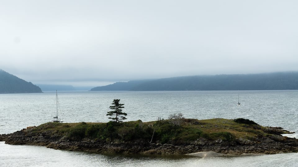 View from Orcas Island in Washington - © Ricardo Sanchez